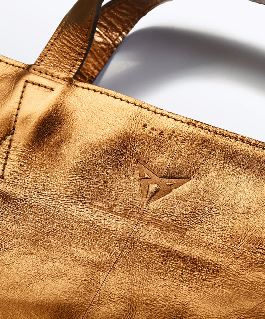 Gold leather 2025 handbags