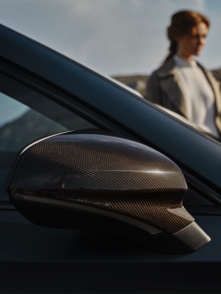 couple-outside-cupra-formentor-mirror-cover